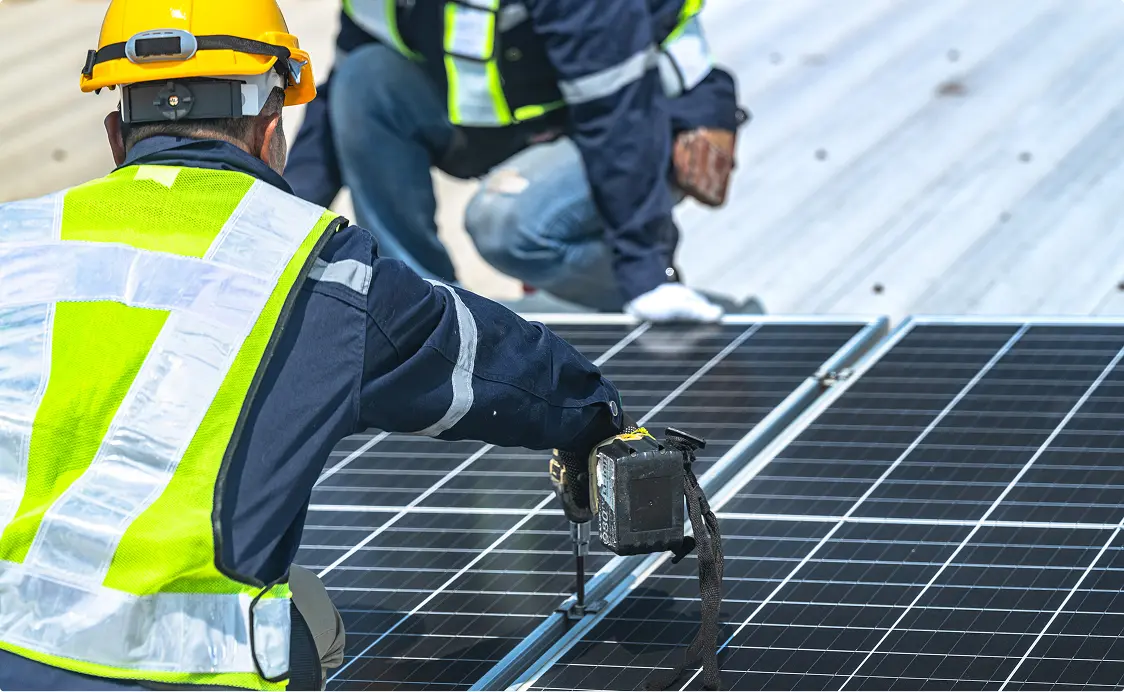 屋根のプロが対応